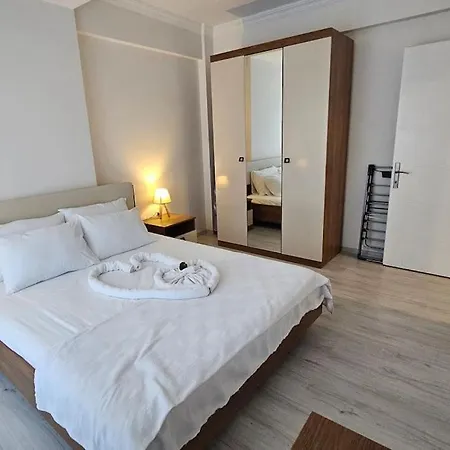 Riverside Suits- 4 Ile Evinizde Gibi Φετιγιέ